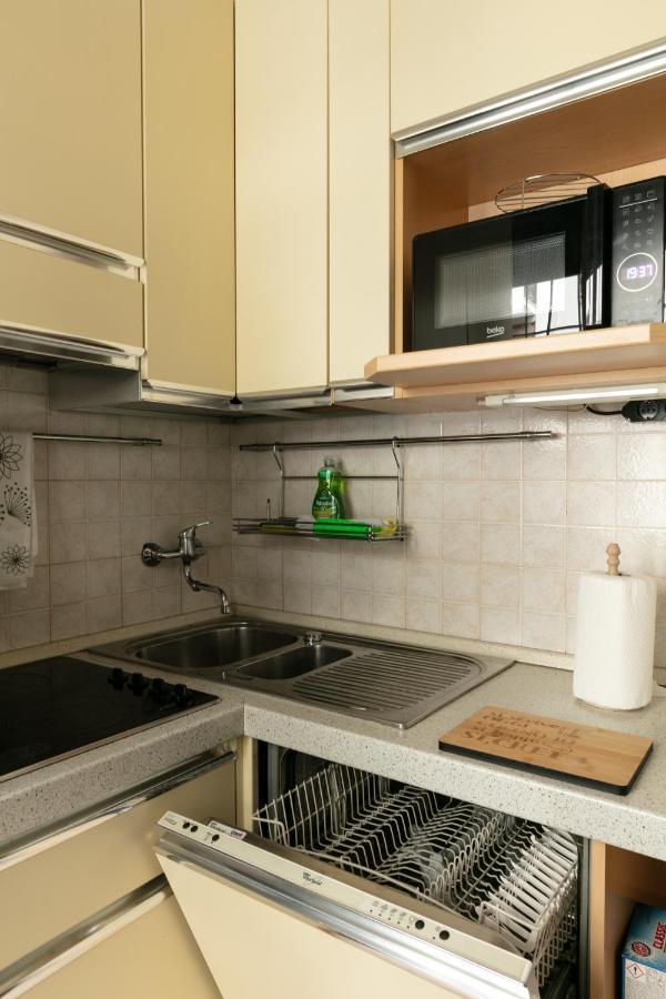 Dehomes - Citylife & Sempione Exclusive Suite Milan Bagian luar foto
