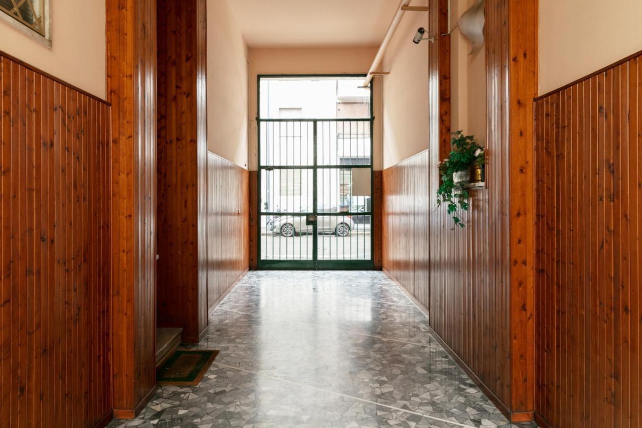 Dehomes - Citylife & Sempione Exclusive Suite Milan Bagian luar foto