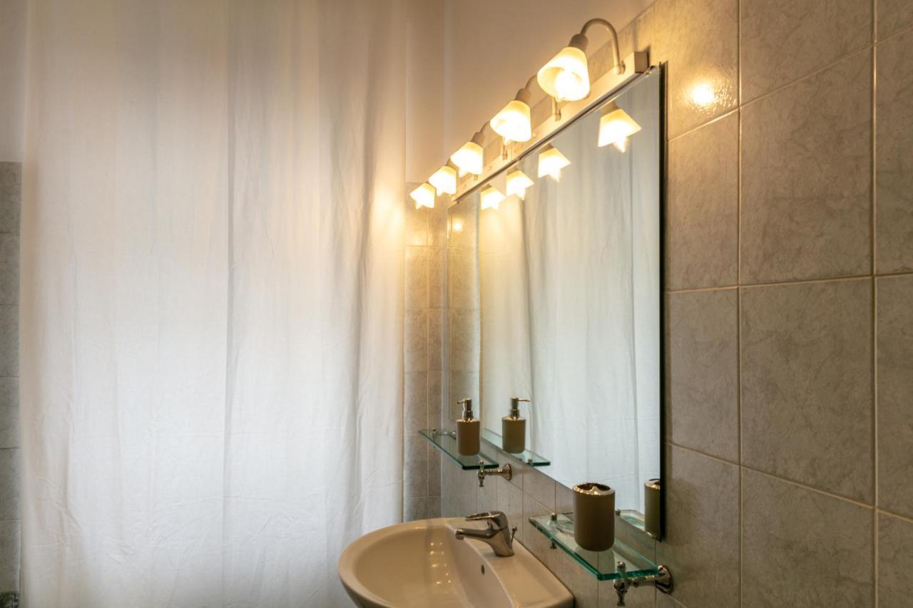 Dehomes - Citylife & Sempione Exclusive Suite Milan Bagian luar foto